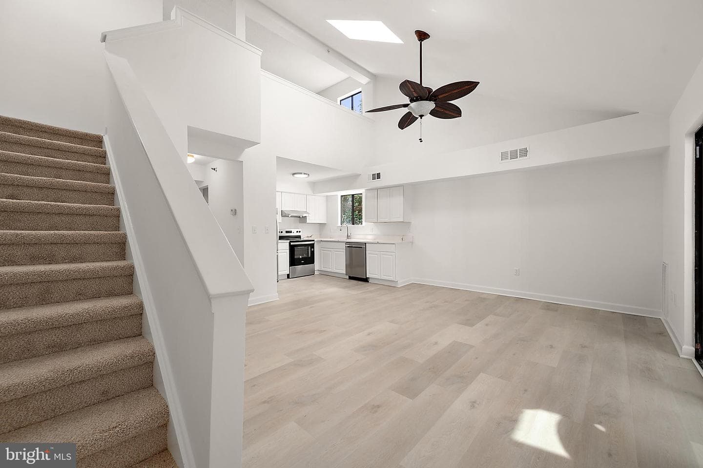 14300 Jarvis Avenue #b301 photo 3