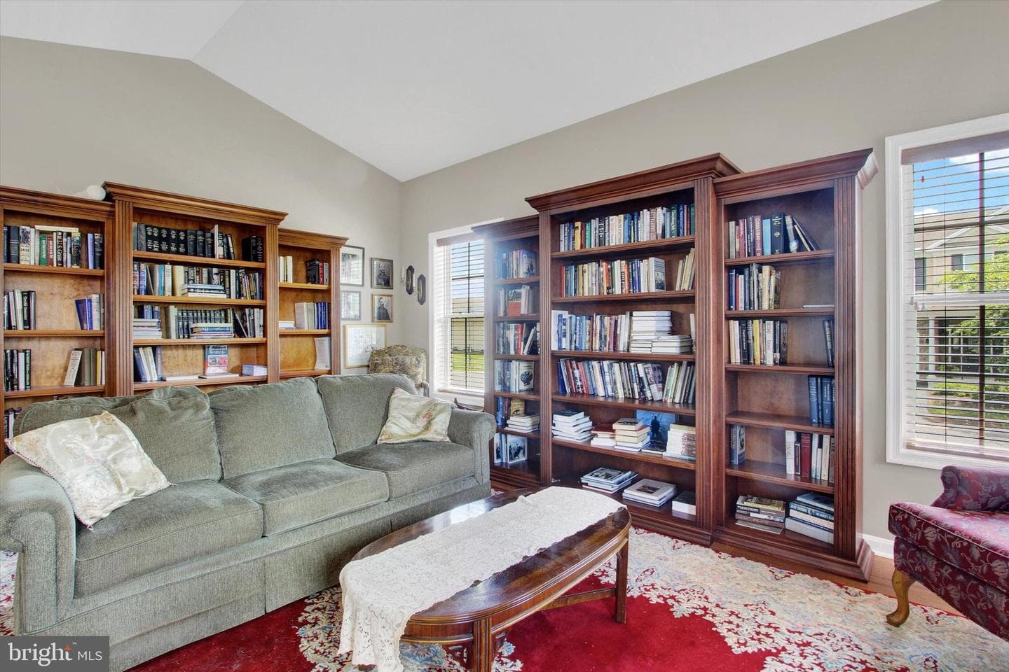 31 Ivy Lane photo 18
