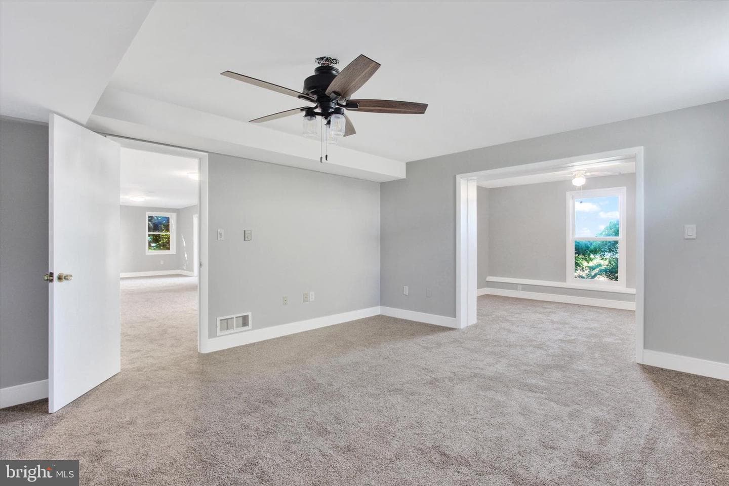 400 Lake Meade Drive photo 39