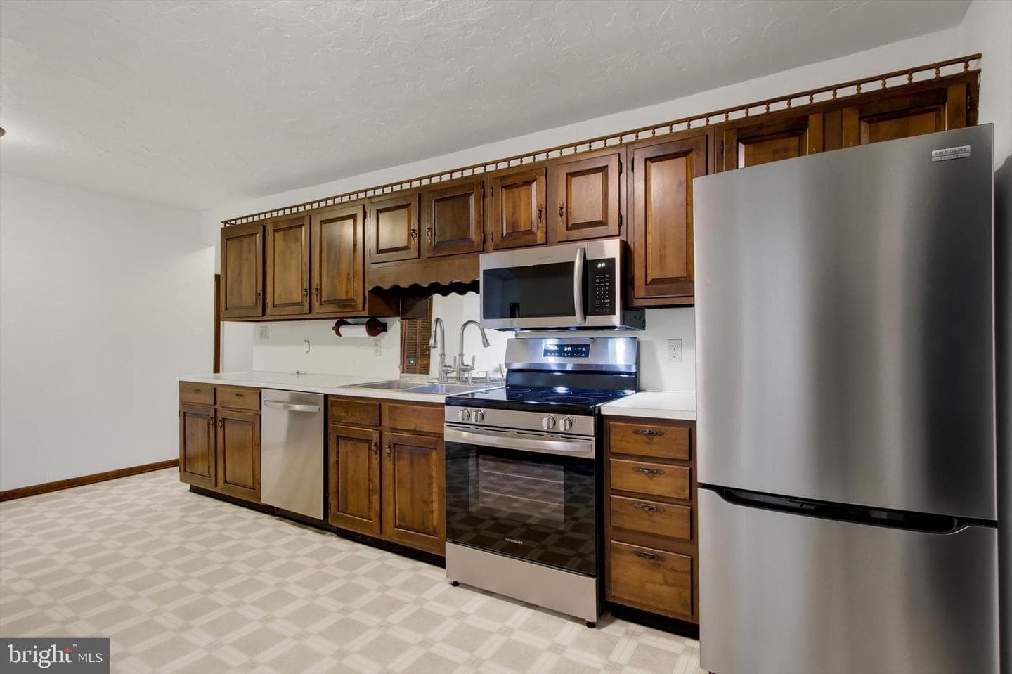 13 N Pine Street photo 9