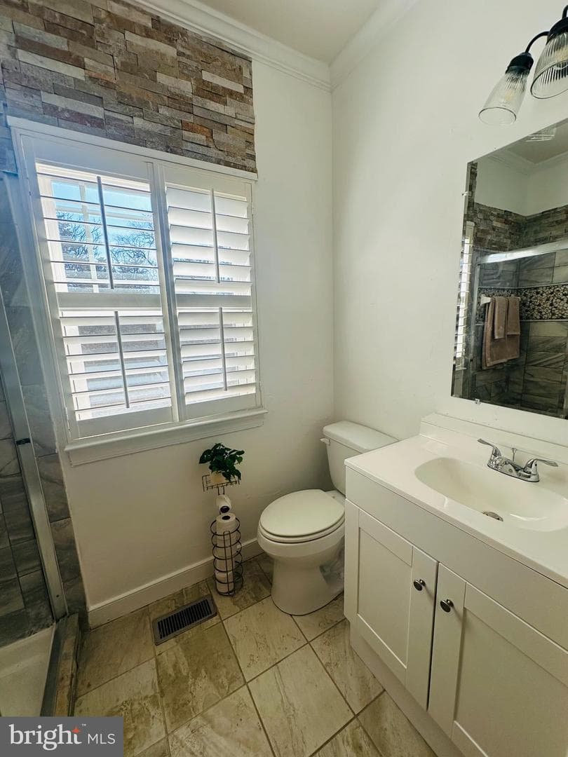 64 Cooper Lane photo 32