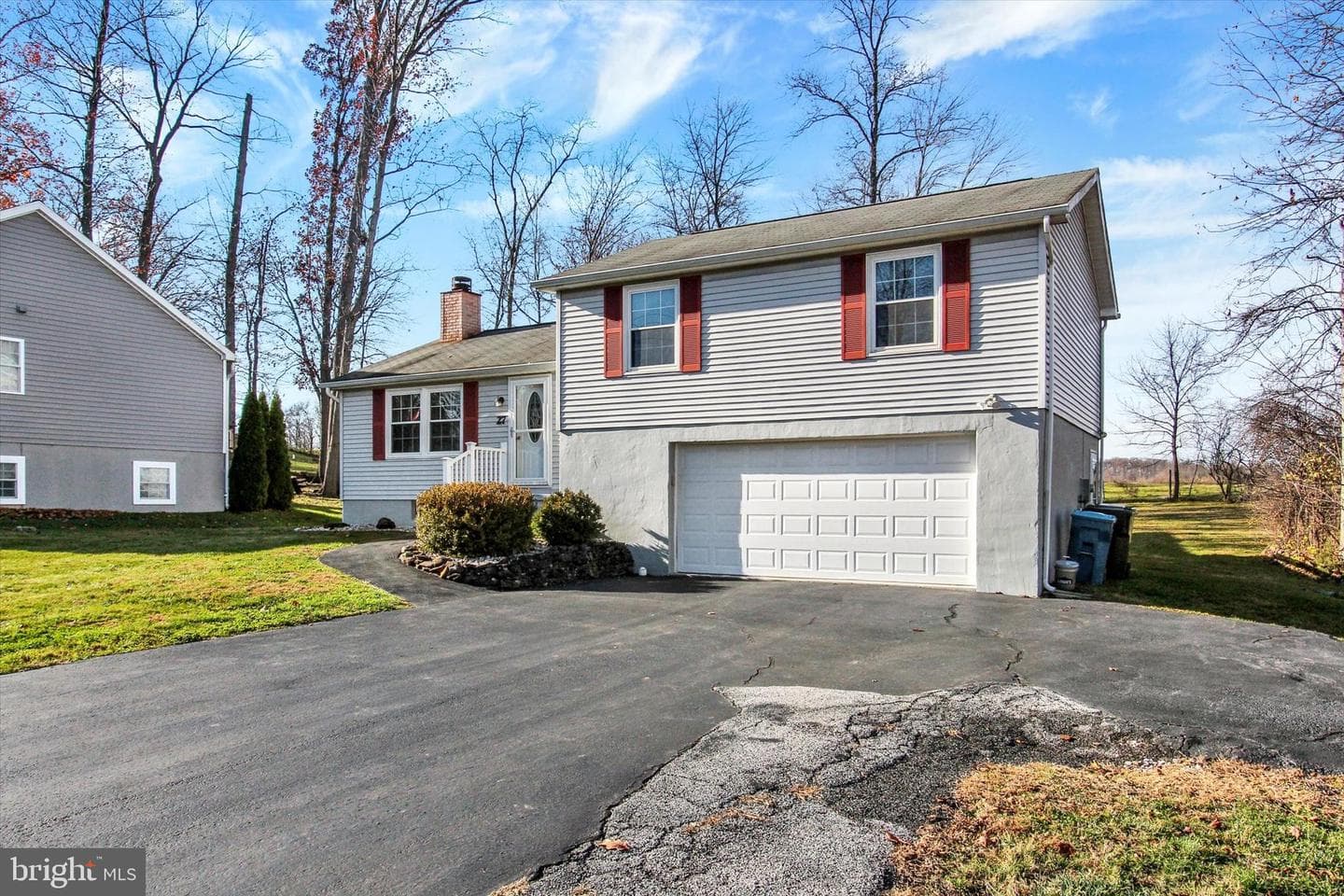27 Mccandless Drive photo 24