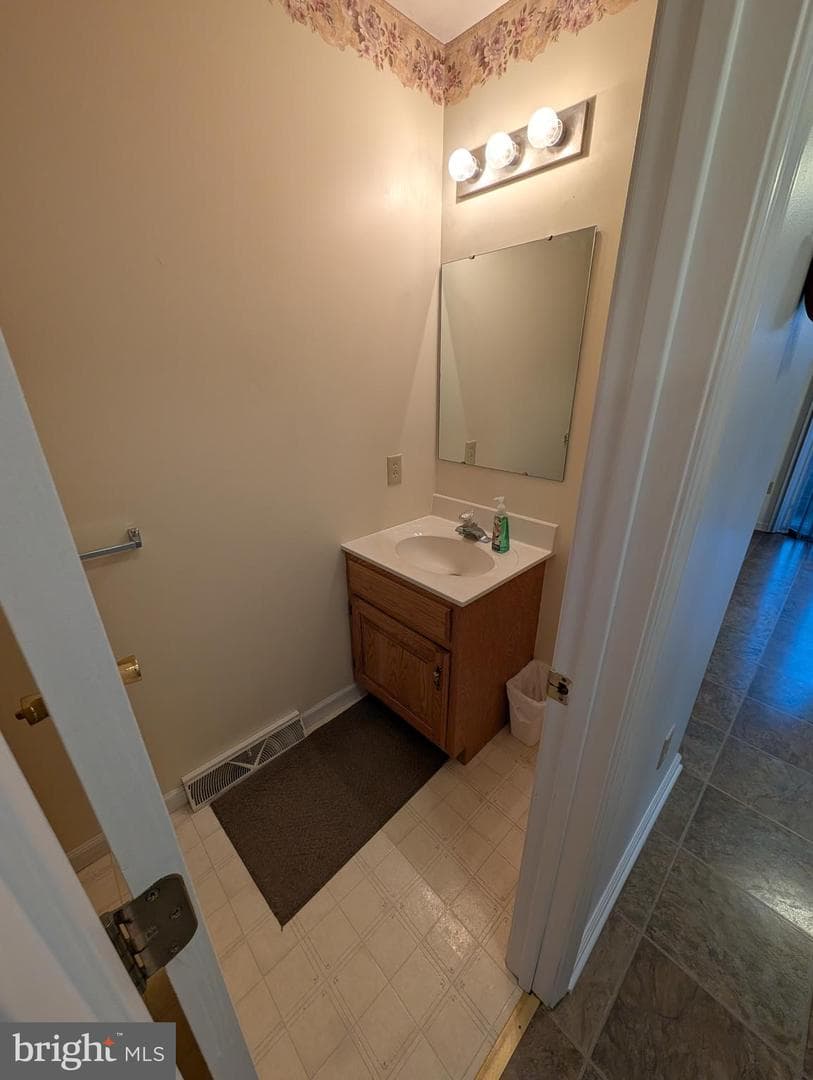 15 Yorktowne Court photo 12