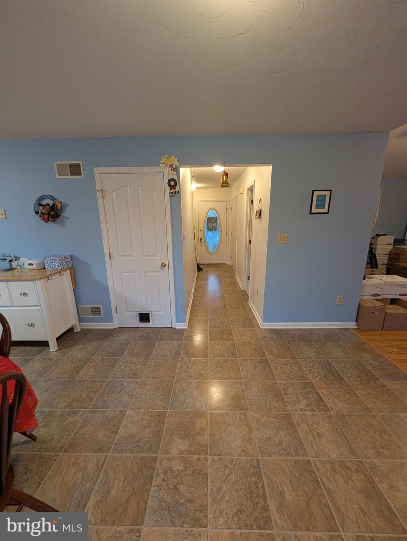 15 Yorktowne Court photo 17