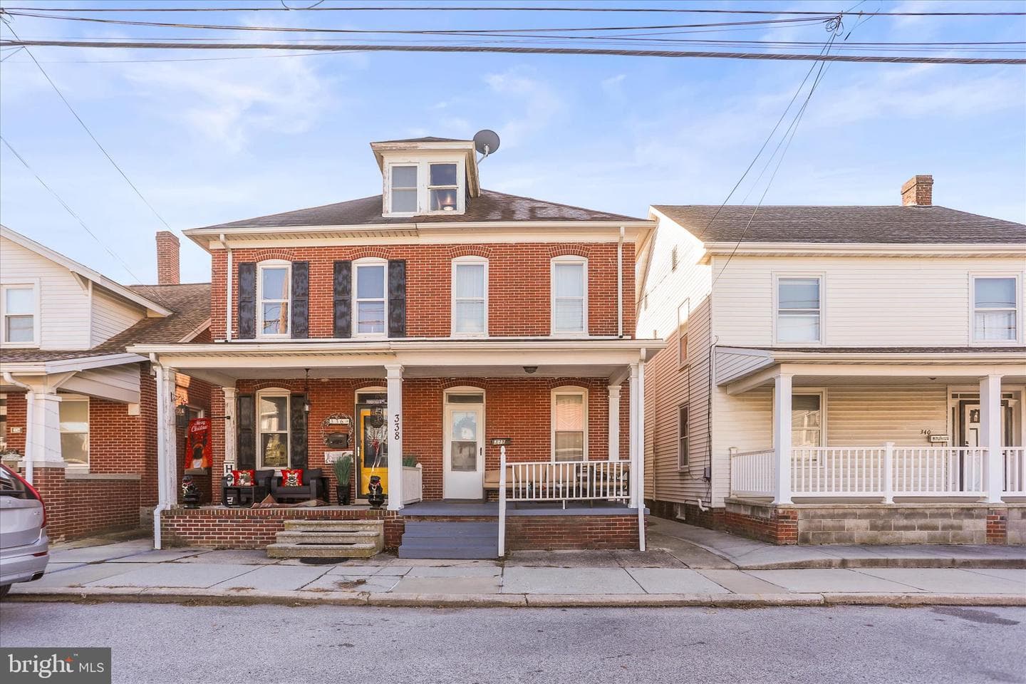 338 3rd Street