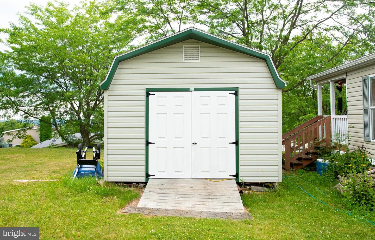 104 Raptor Drive photo 4