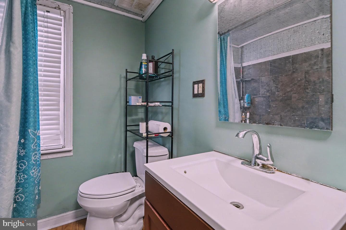 533 Hillcrest Place photo 17