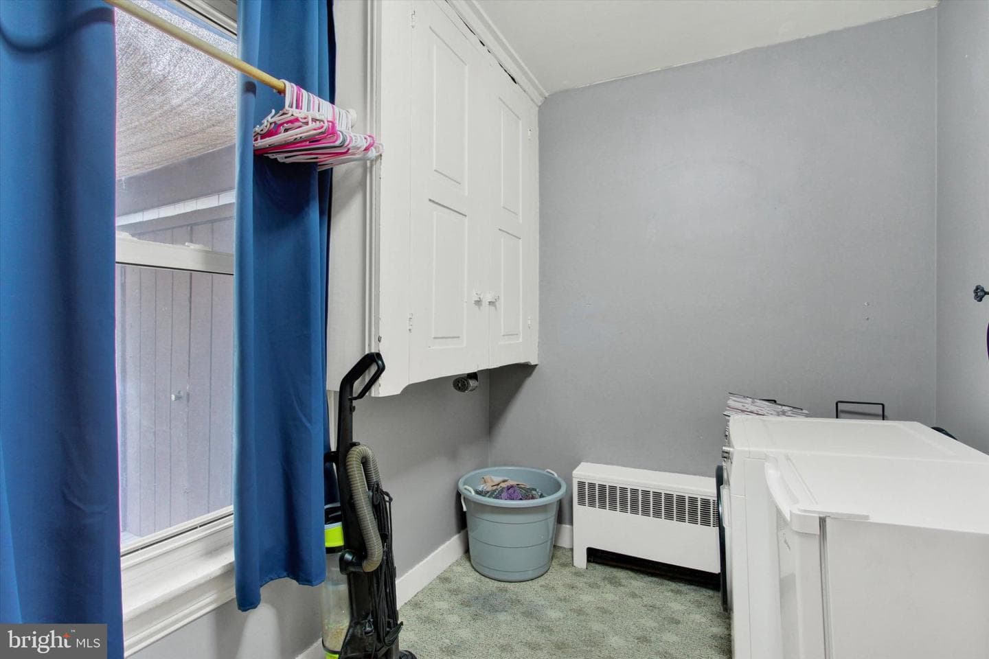 102 N Queen Street photo 34