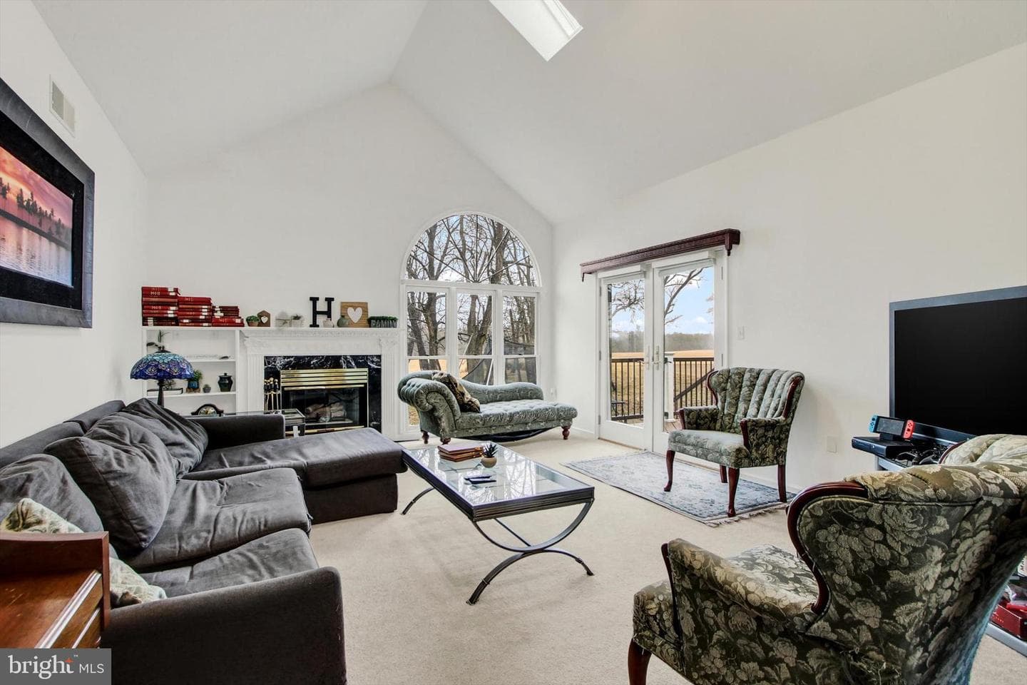 837 Hancock Drive photo 3