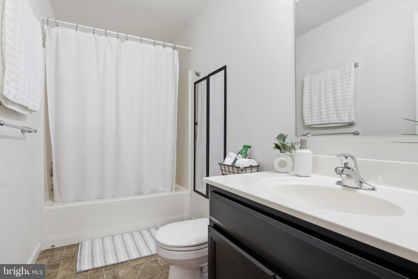 99 McIntosh Lane photo 26