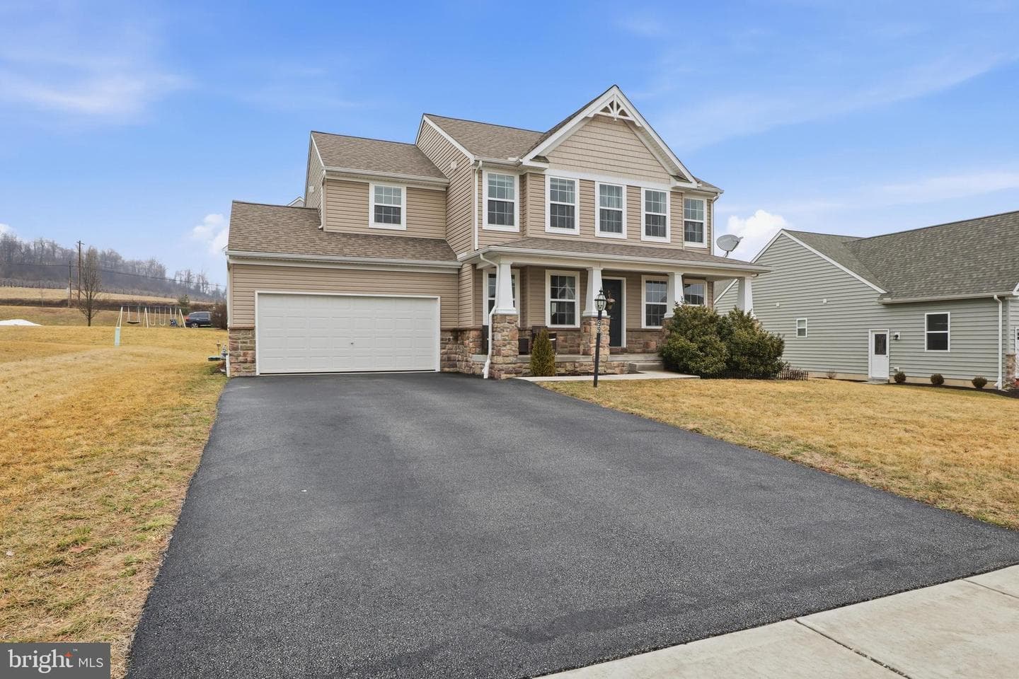 99 McIntosh Lane photo 3