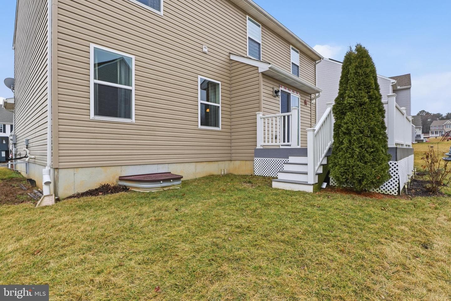 99 McIntosh Lane photo 44