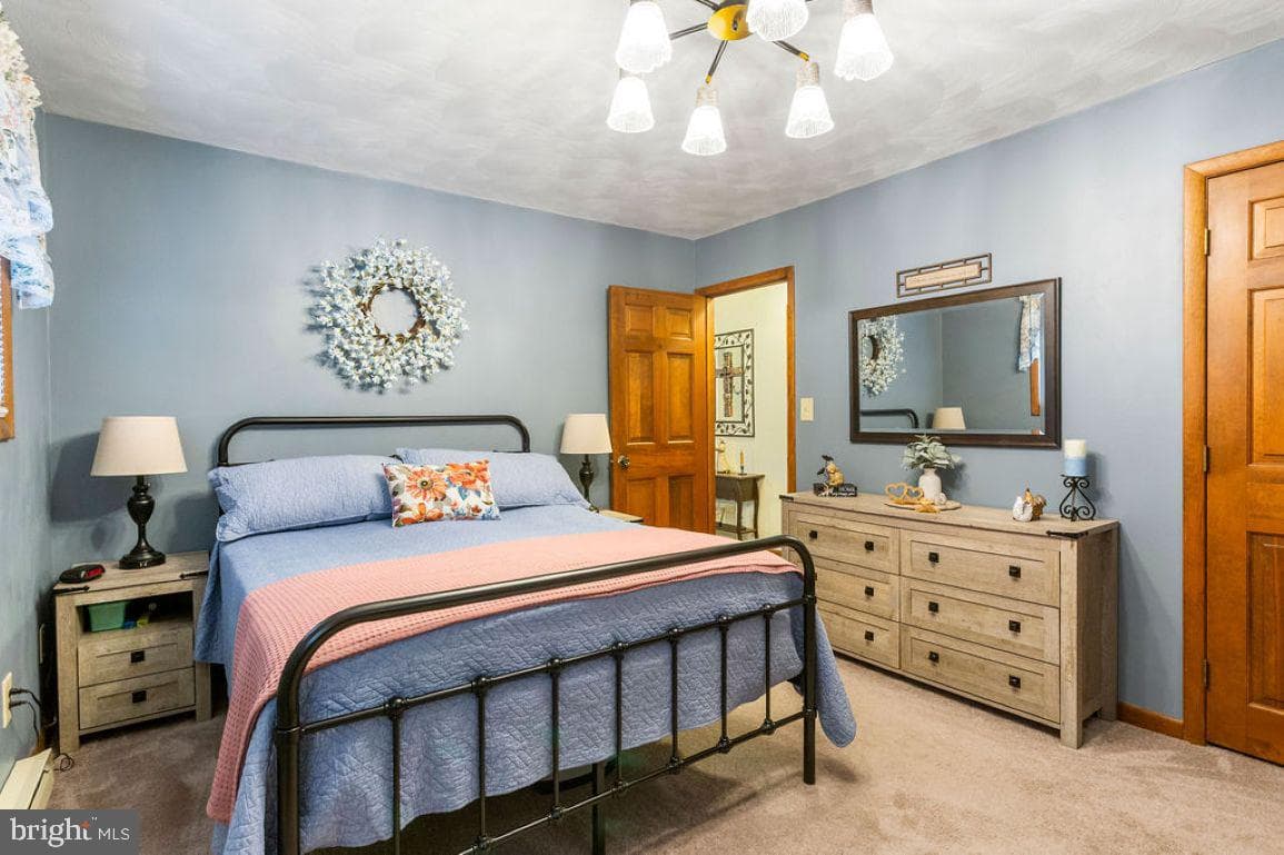1002 Frederick Pike photo 13