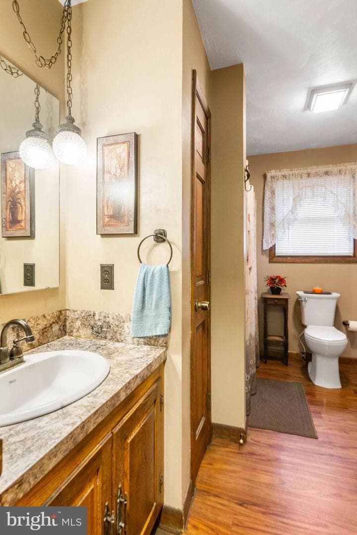 1002 Frederick Pike photo 17