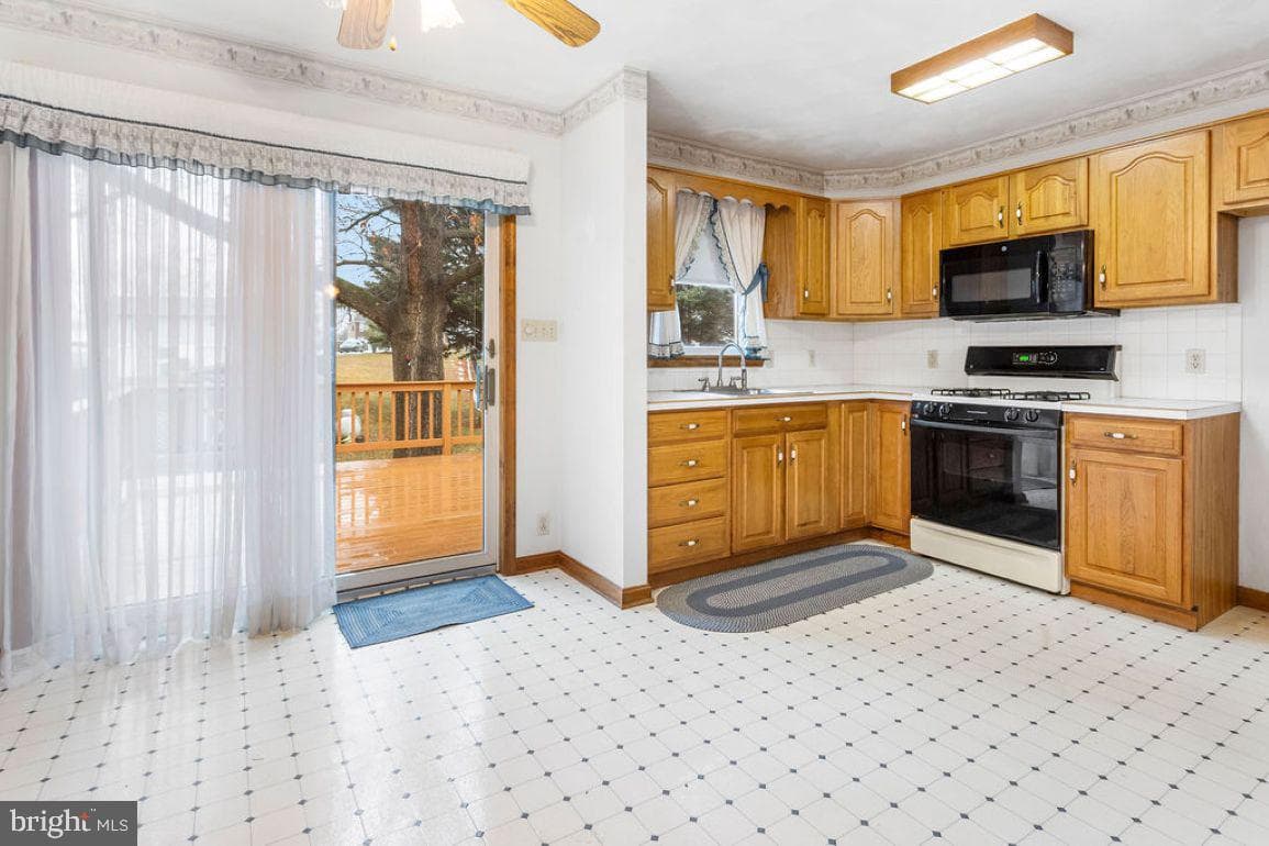 1002 Frederick Pike photo 29