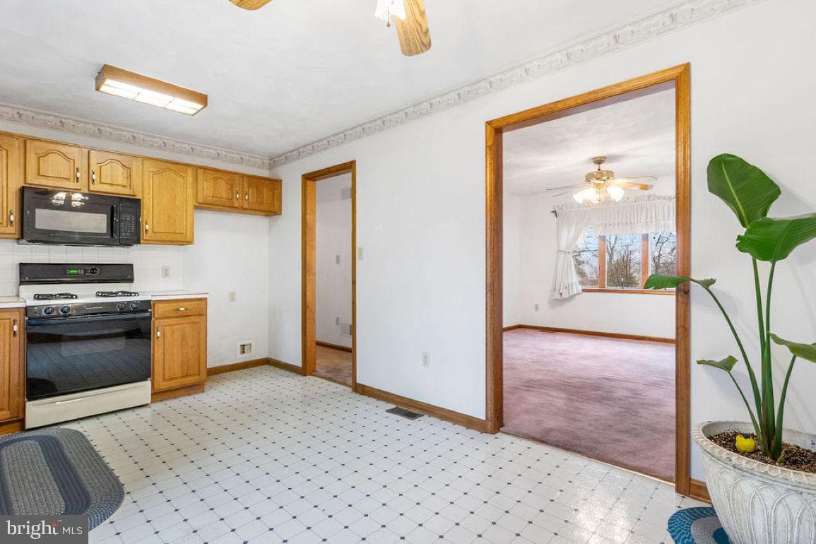1002 Frederick Pike photo 30