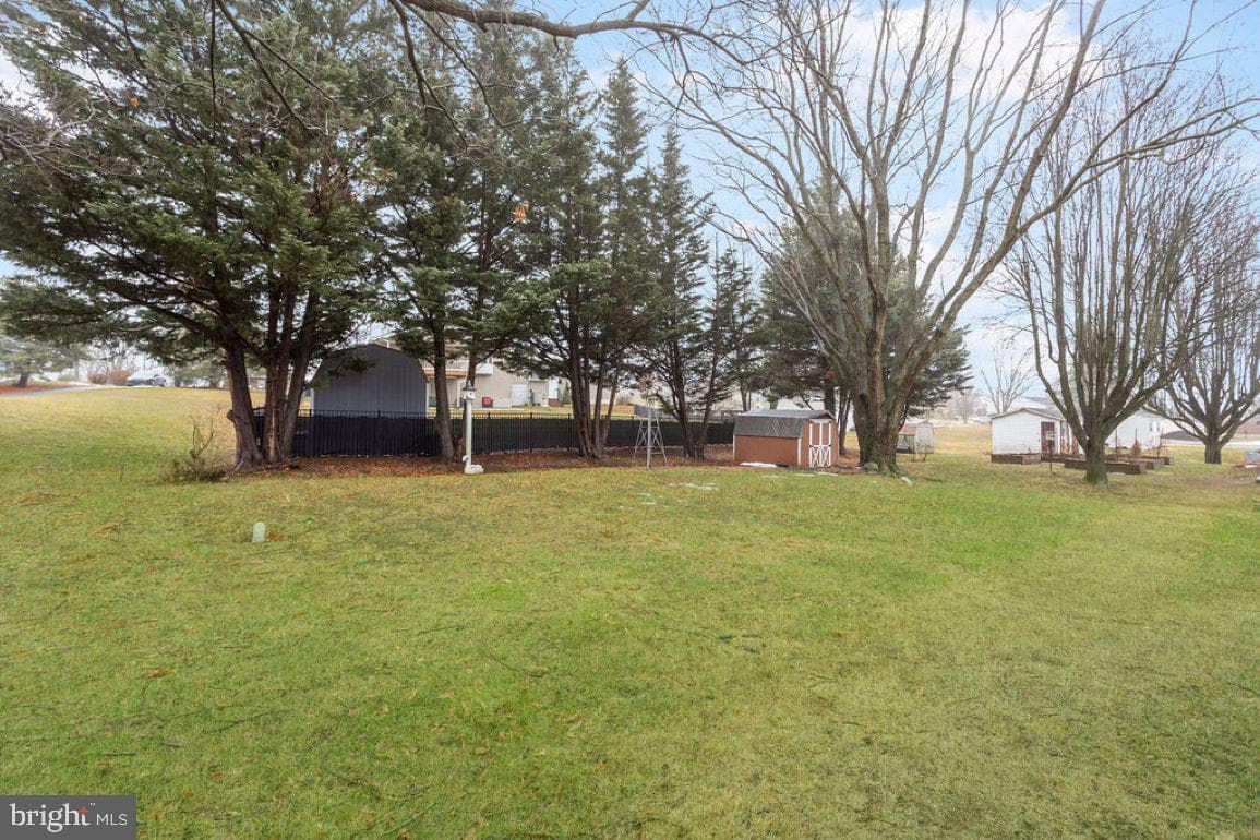 1002 Frederick Pike photo 39