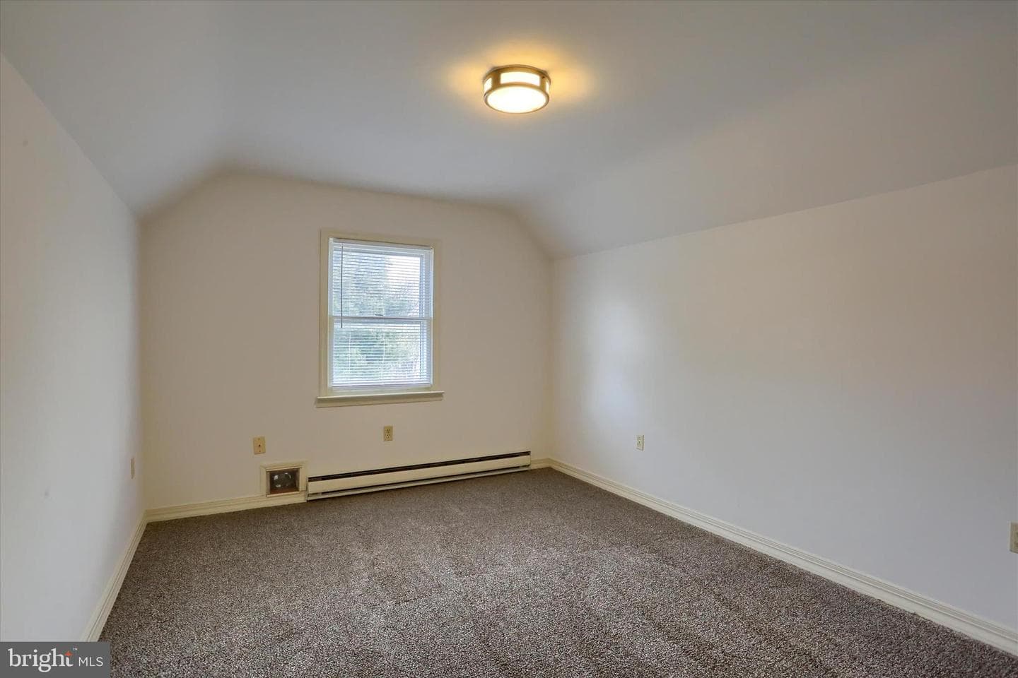 202 Lindy Avenue photo 24