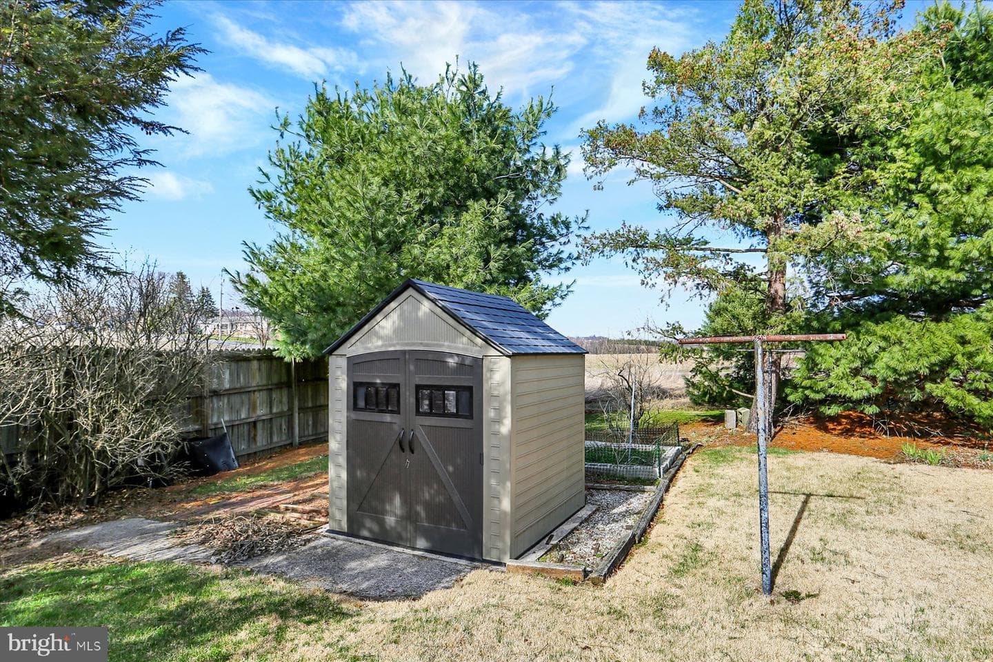 202 Lindy Avenue photo 36