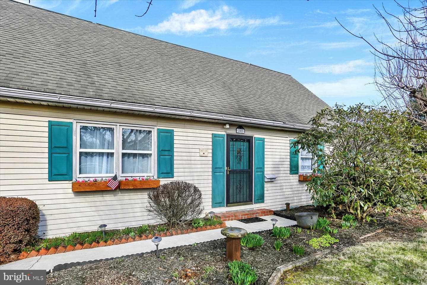 202 Lindy Avenue photo 4