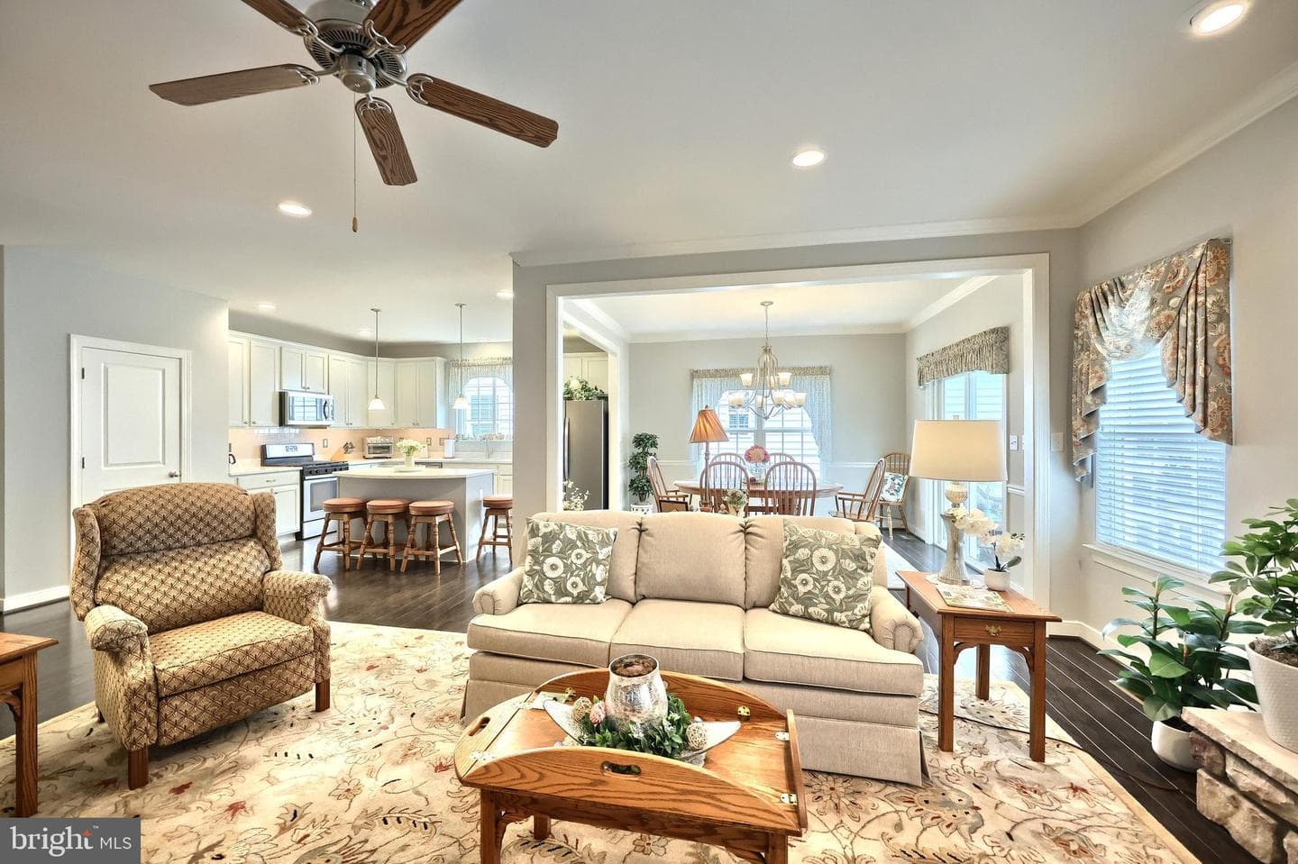 221 Savannah Drive photo 14