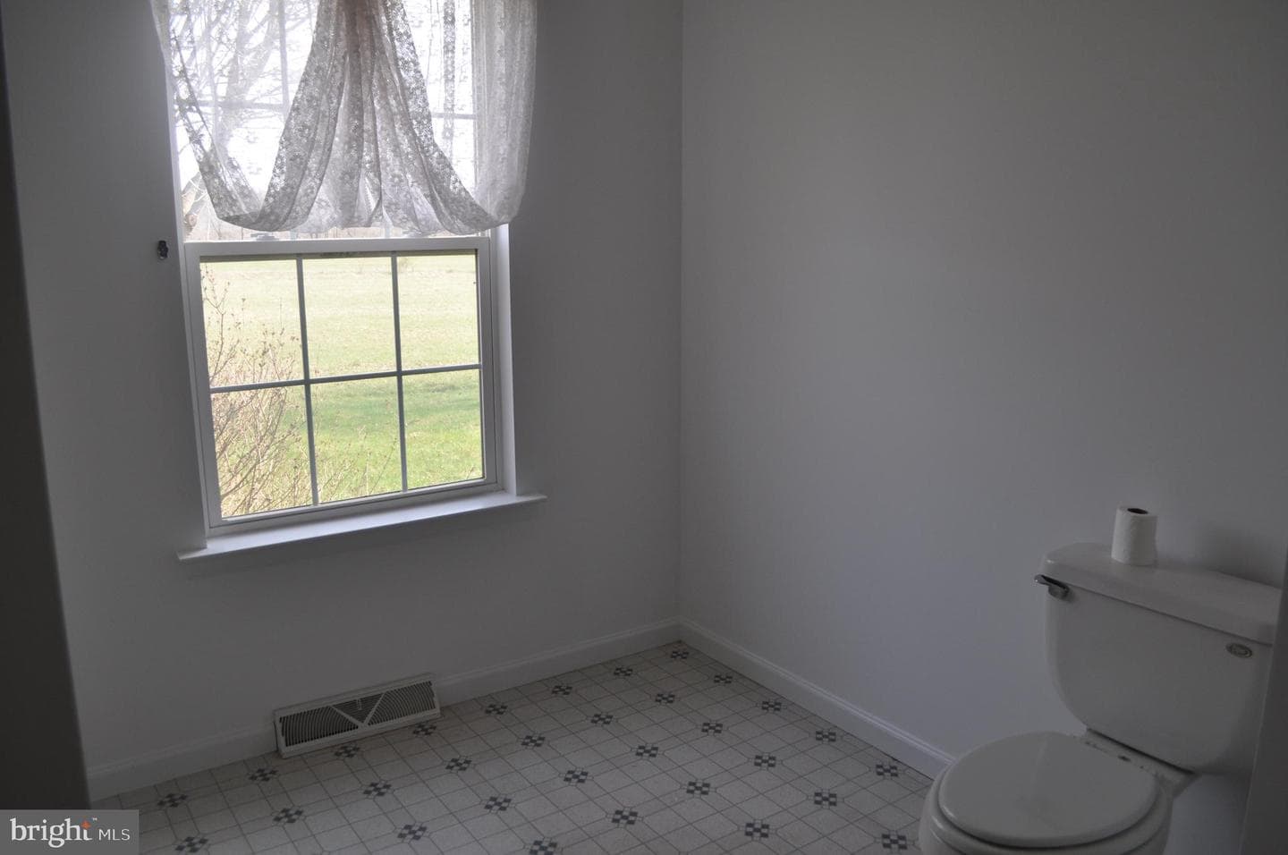 123 Derby Drive photo 16