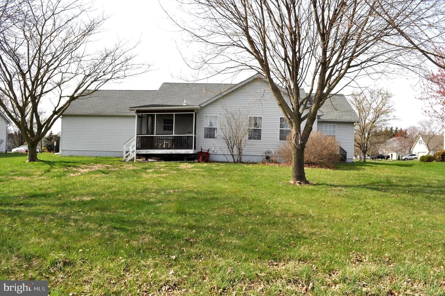 123 Derby Drive photo 4