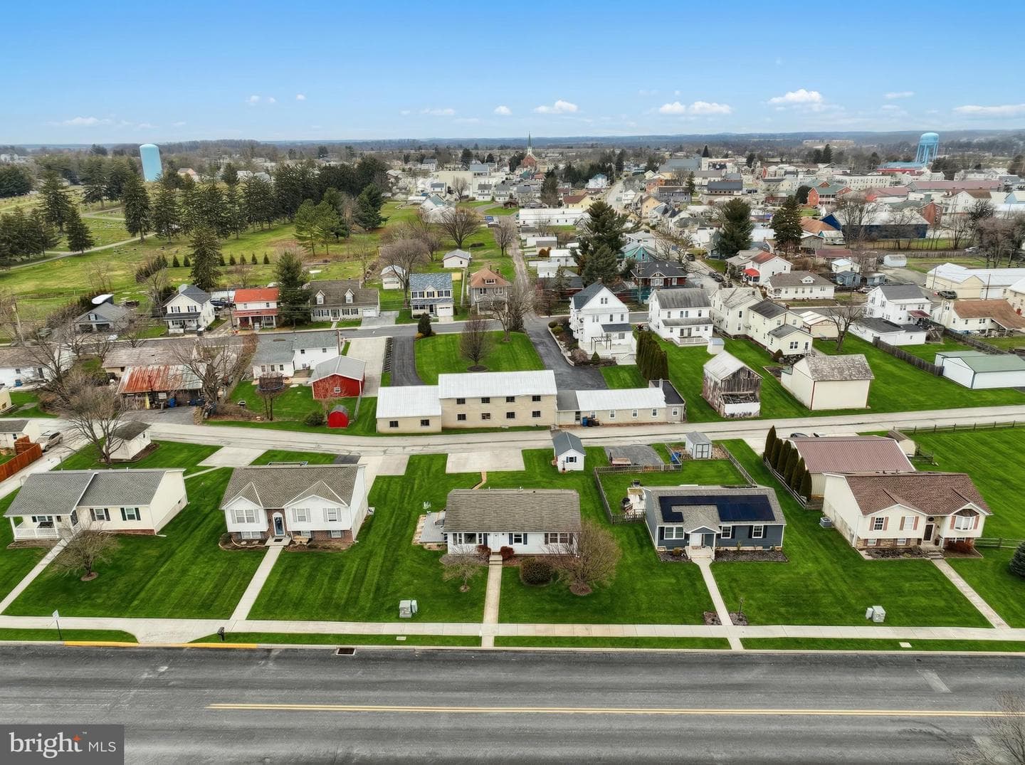 484 S Columbus Avenue photo 4