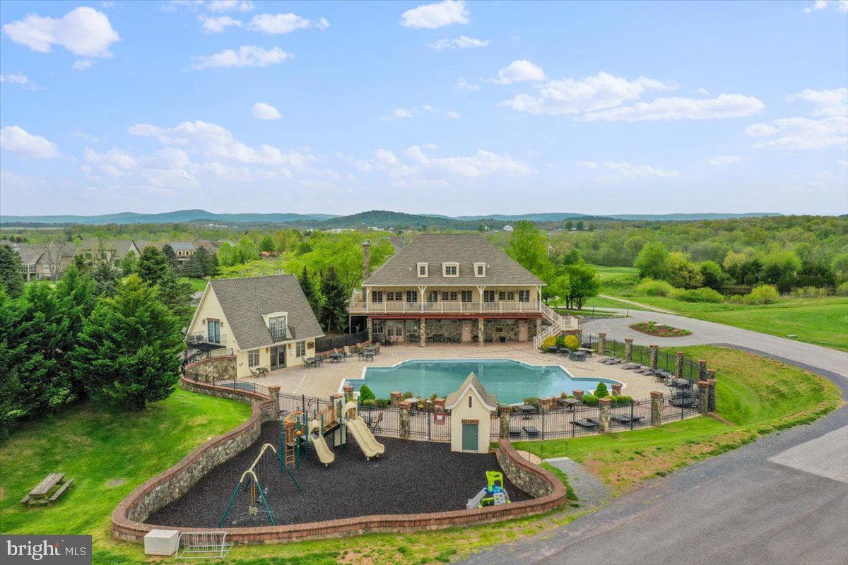 101 Brookside Lane photo 45
