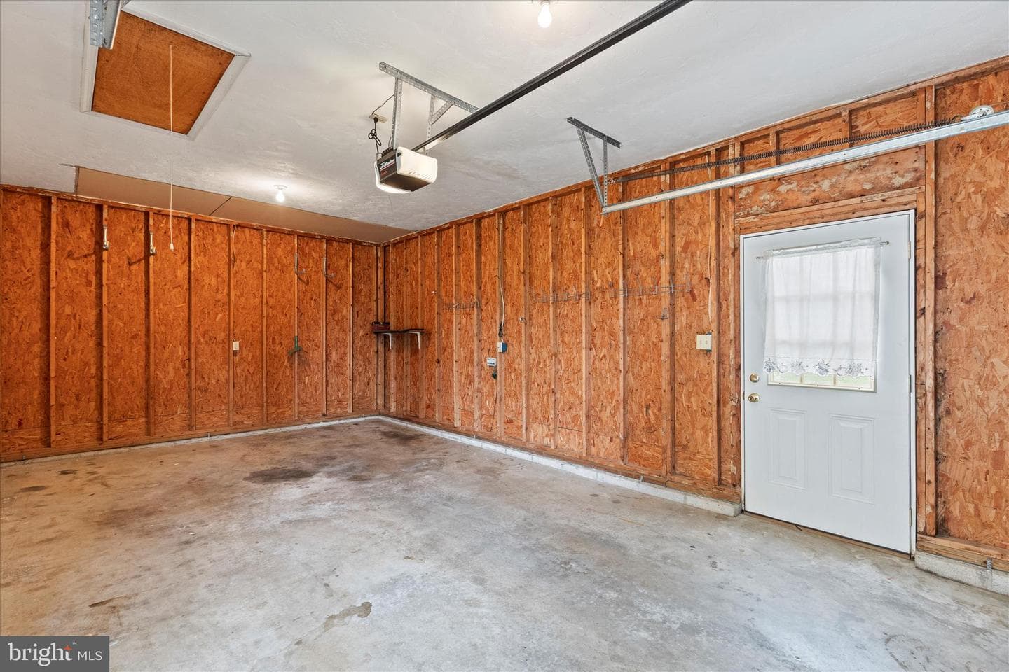 24 Ashfield Drive photo 33