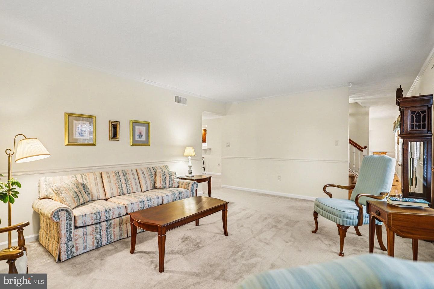 75 Longview Boulevard photo 6