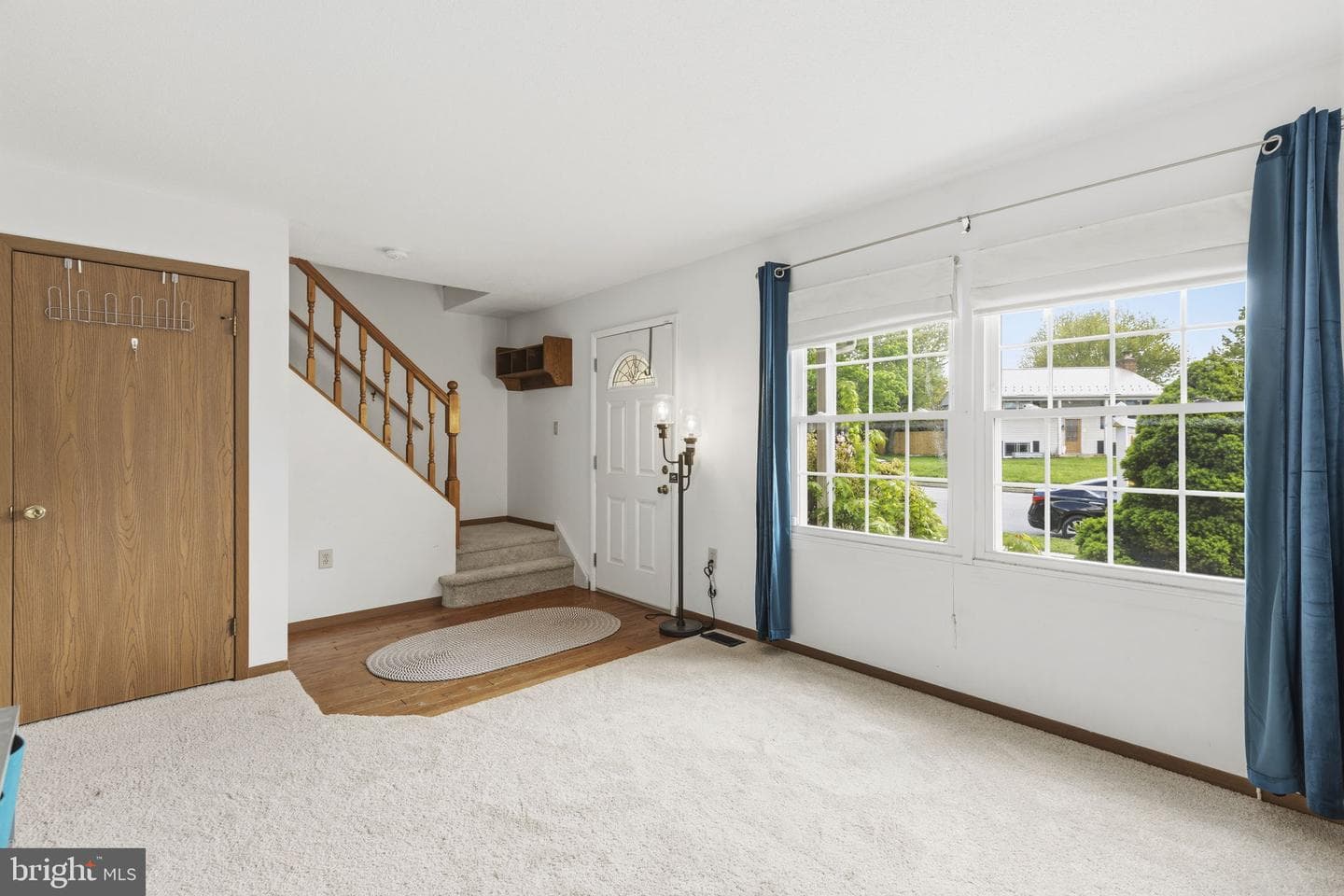 18 E Lakeview Drive photo 5