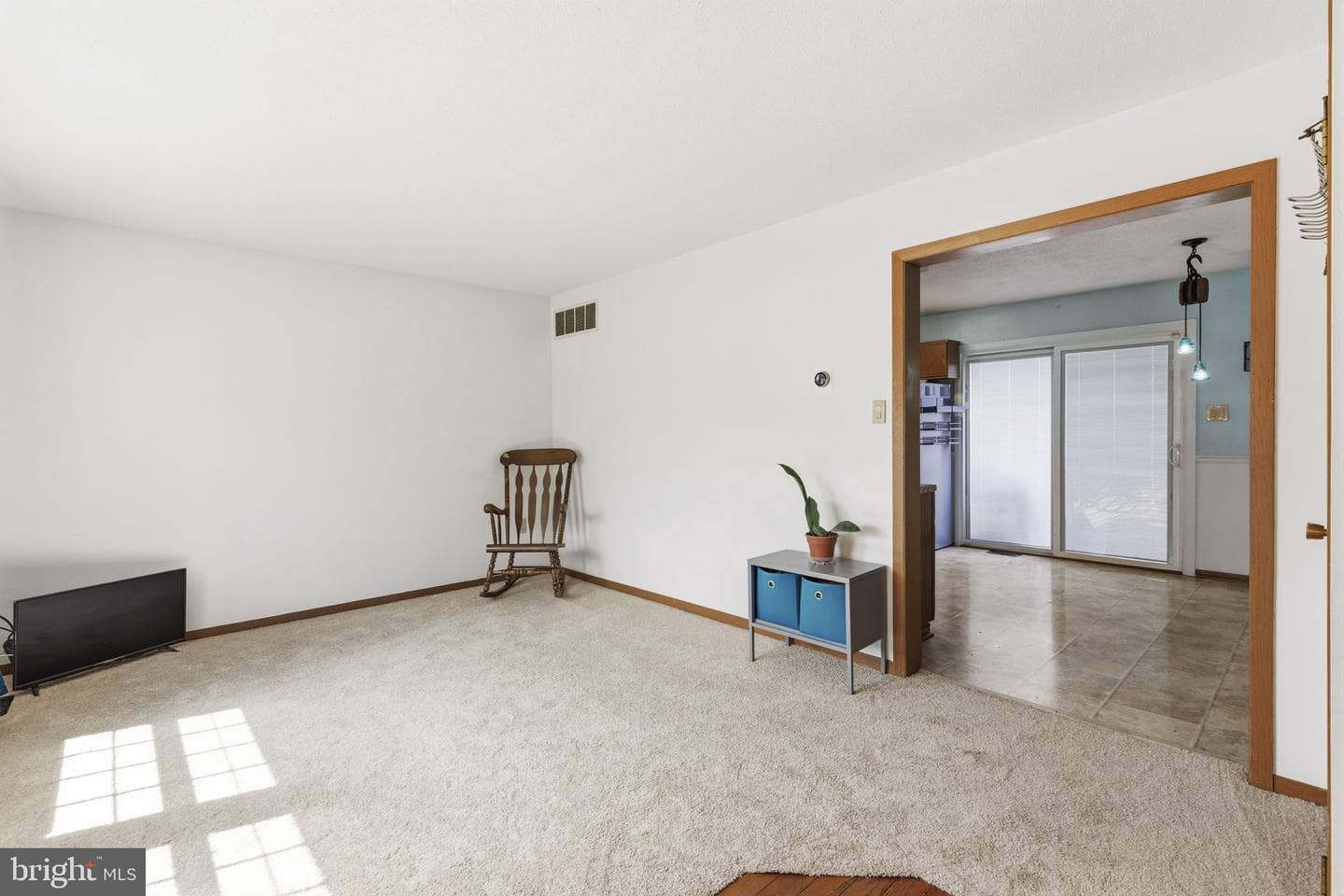 18 E Lakeview Drive photo 6