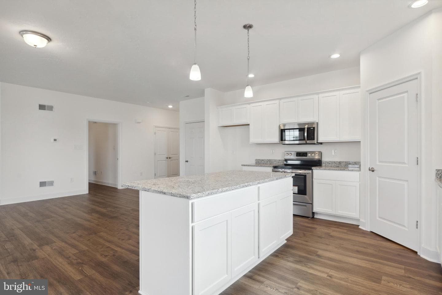 19 Tanager Court #c15 photo 4