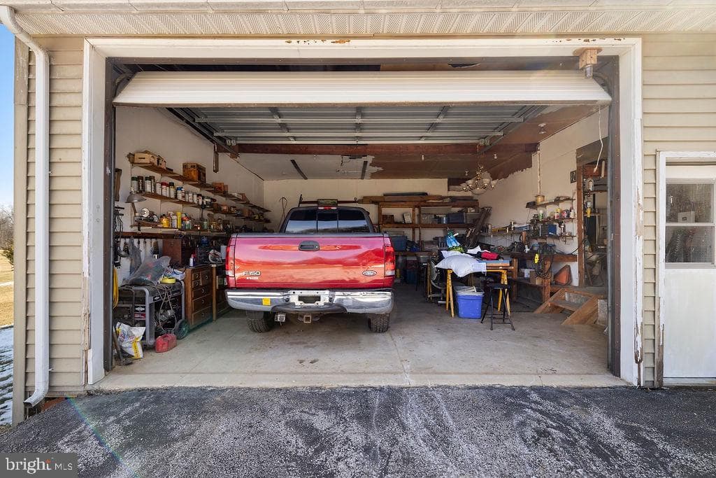 470 Racetrack Road photo 41