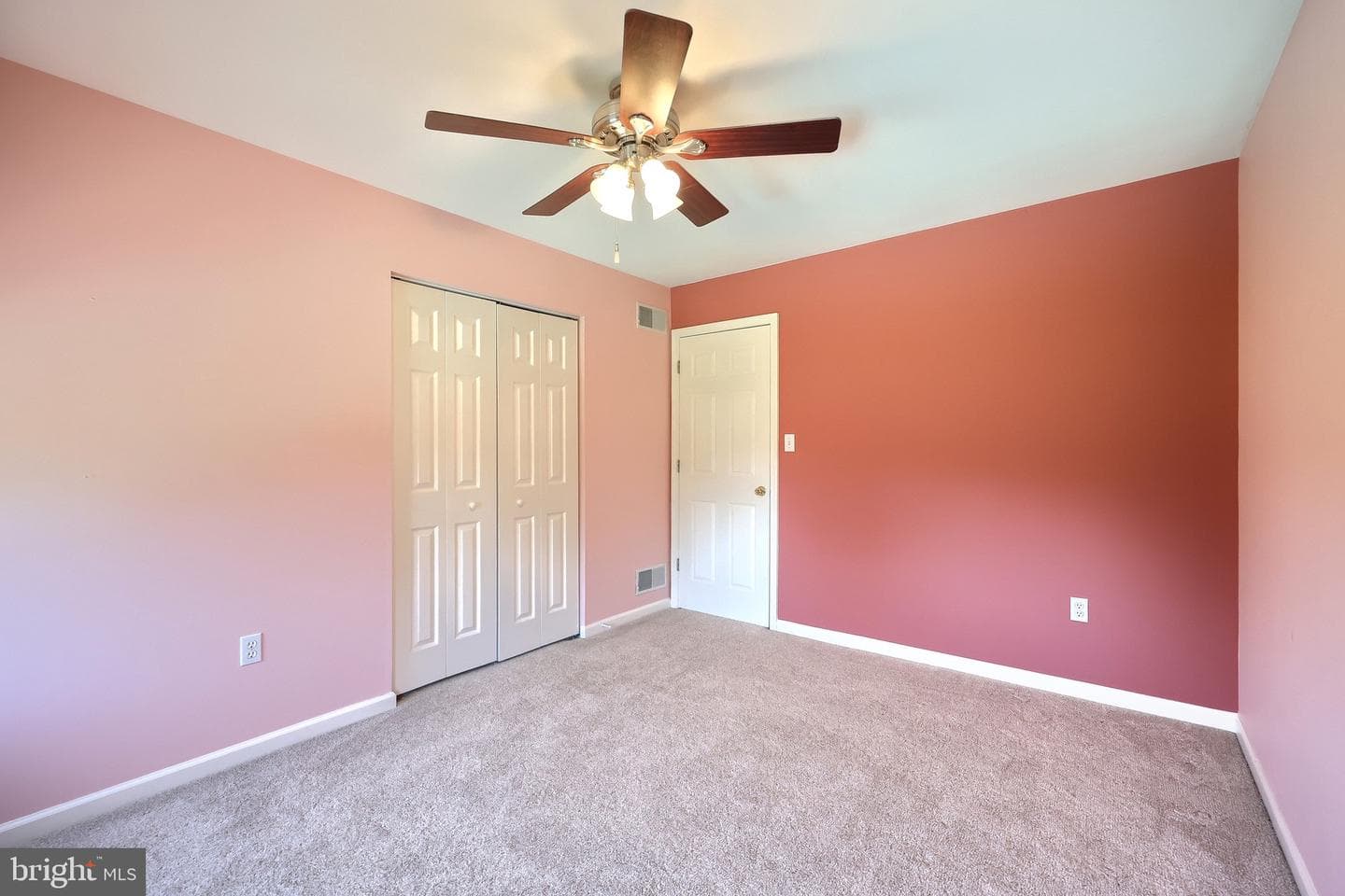 35 Fox Meadow Drive photo 42