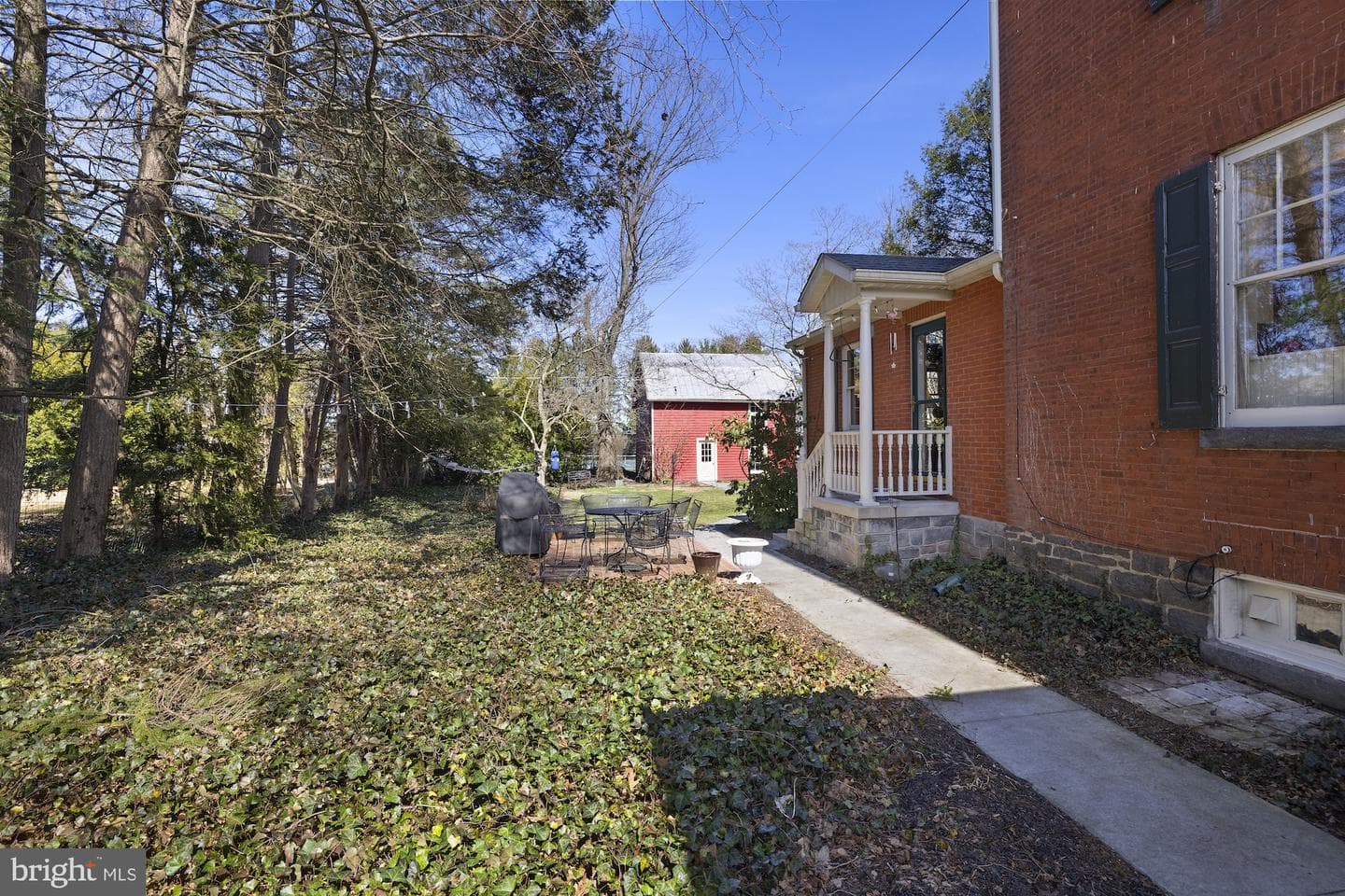 125 W Broadway photo 45