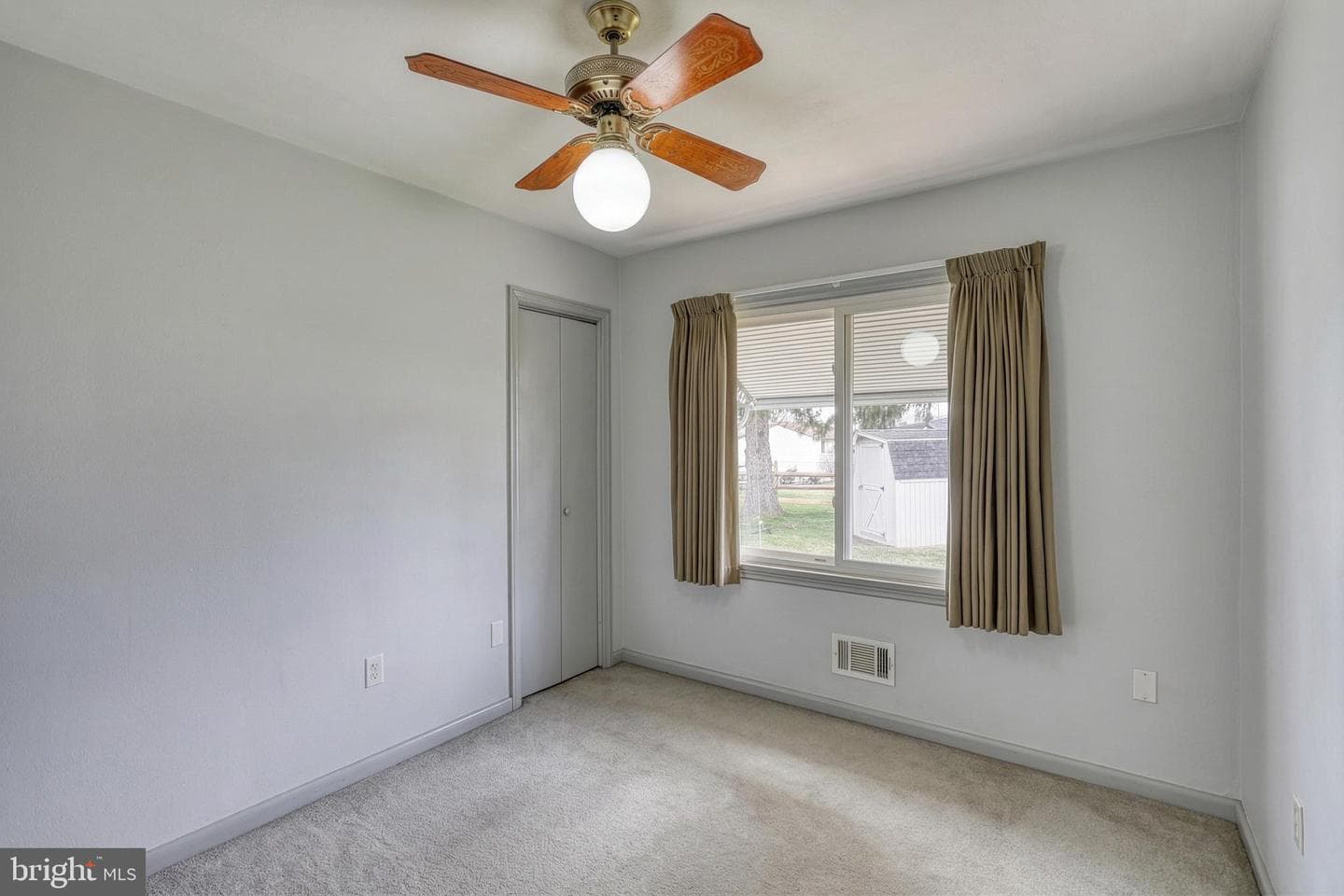 30 Lincoln Drive photo 39
