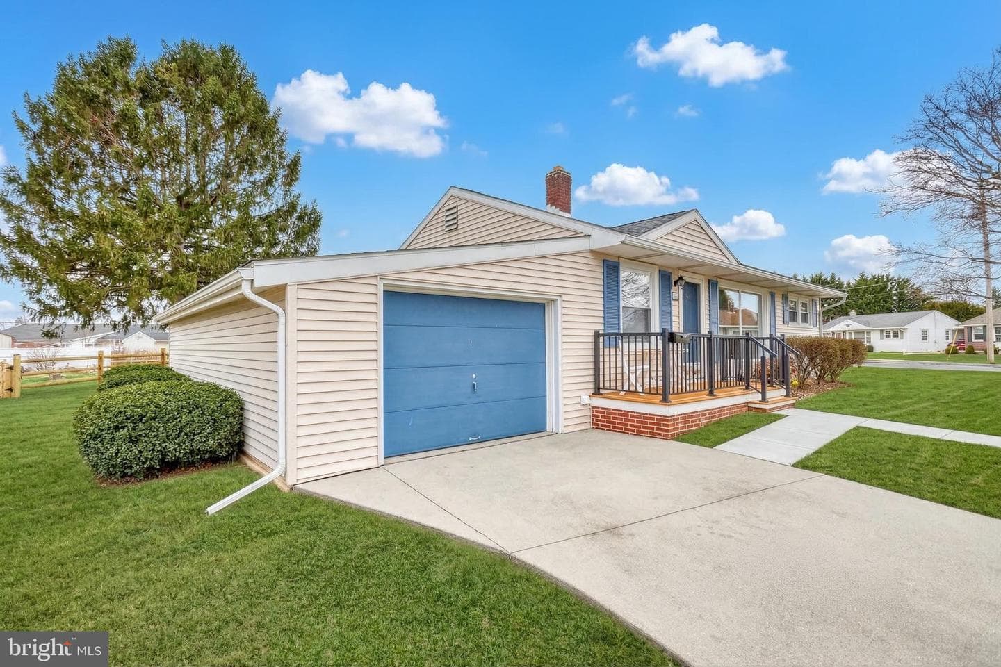30 Lincoln Drive photo 5