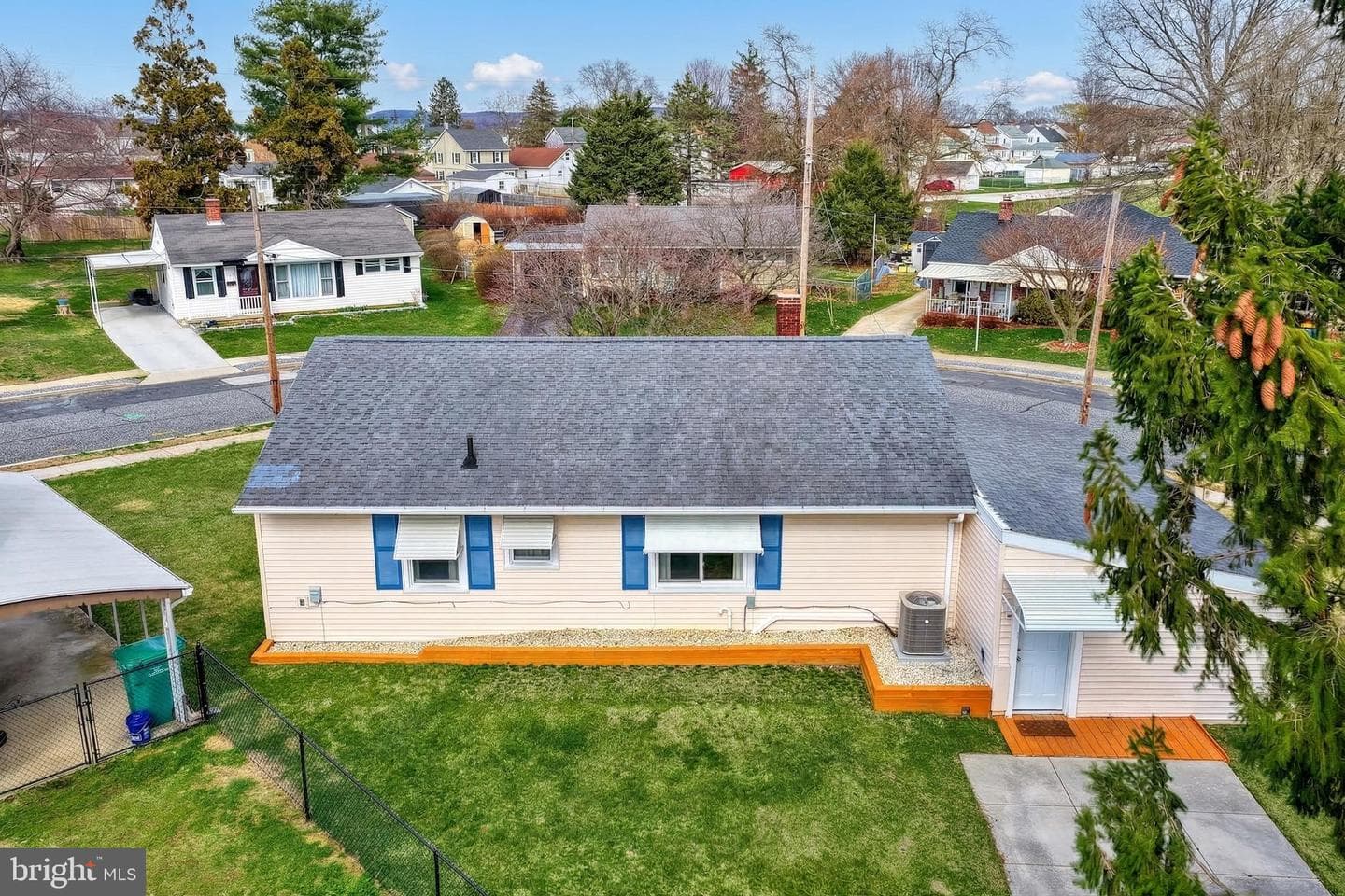 30 Lincoln Drive photo 60