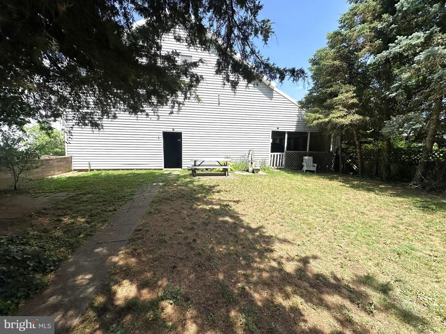 37 N Queen Street photo 39