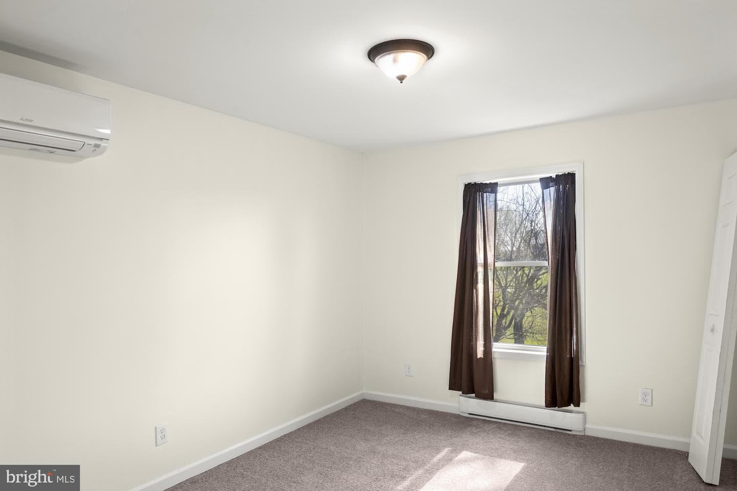 599 Hilltown Road photo 34
