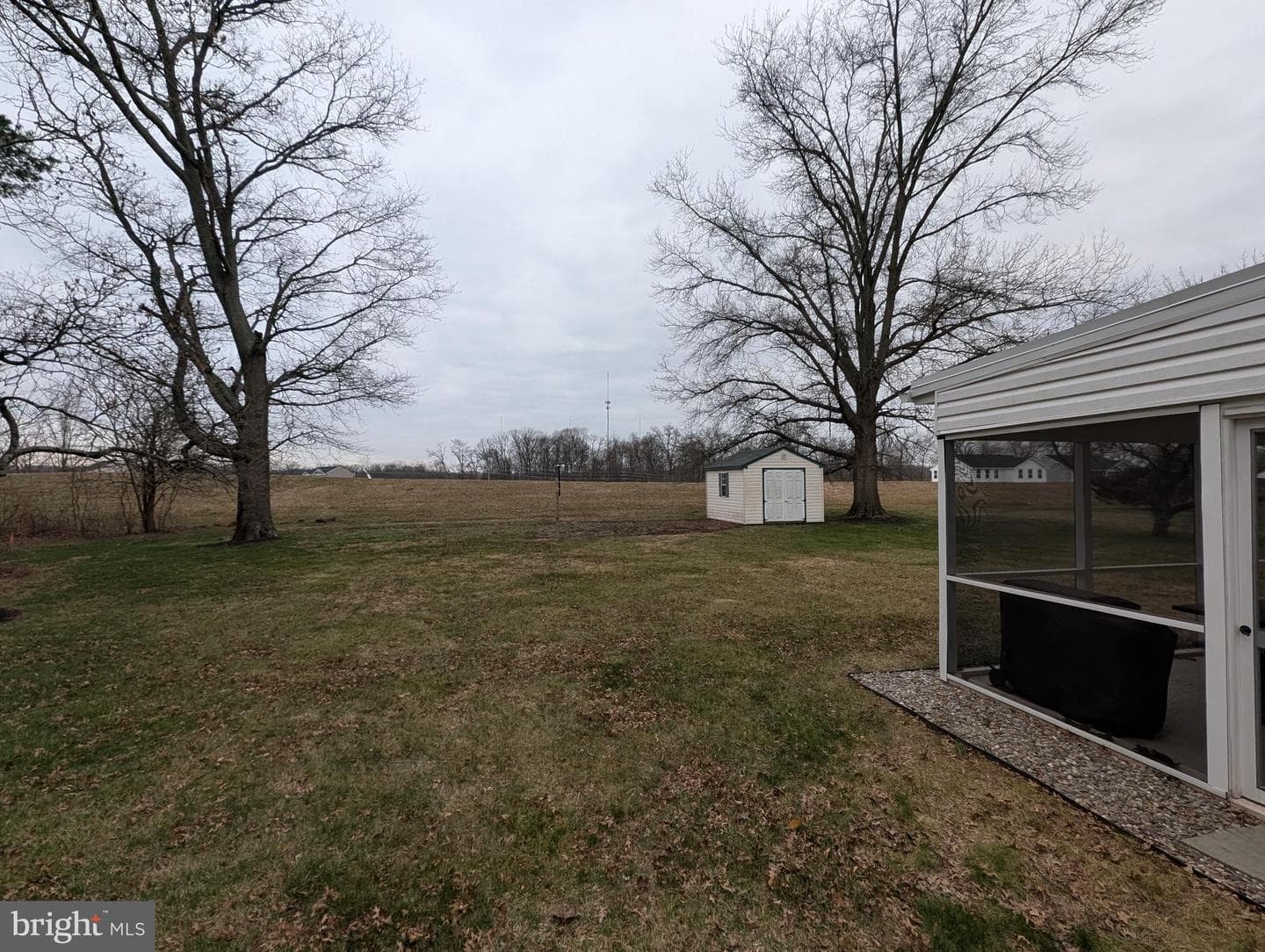 170 Gordon Avenue photo 8