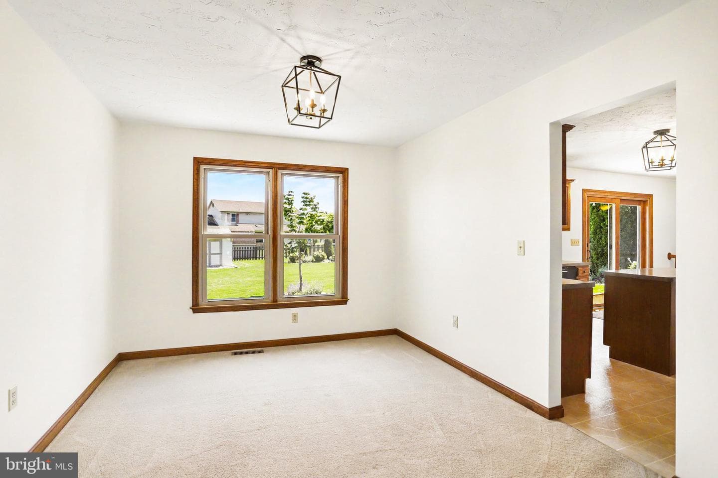 98 Comanche Trail photo 15