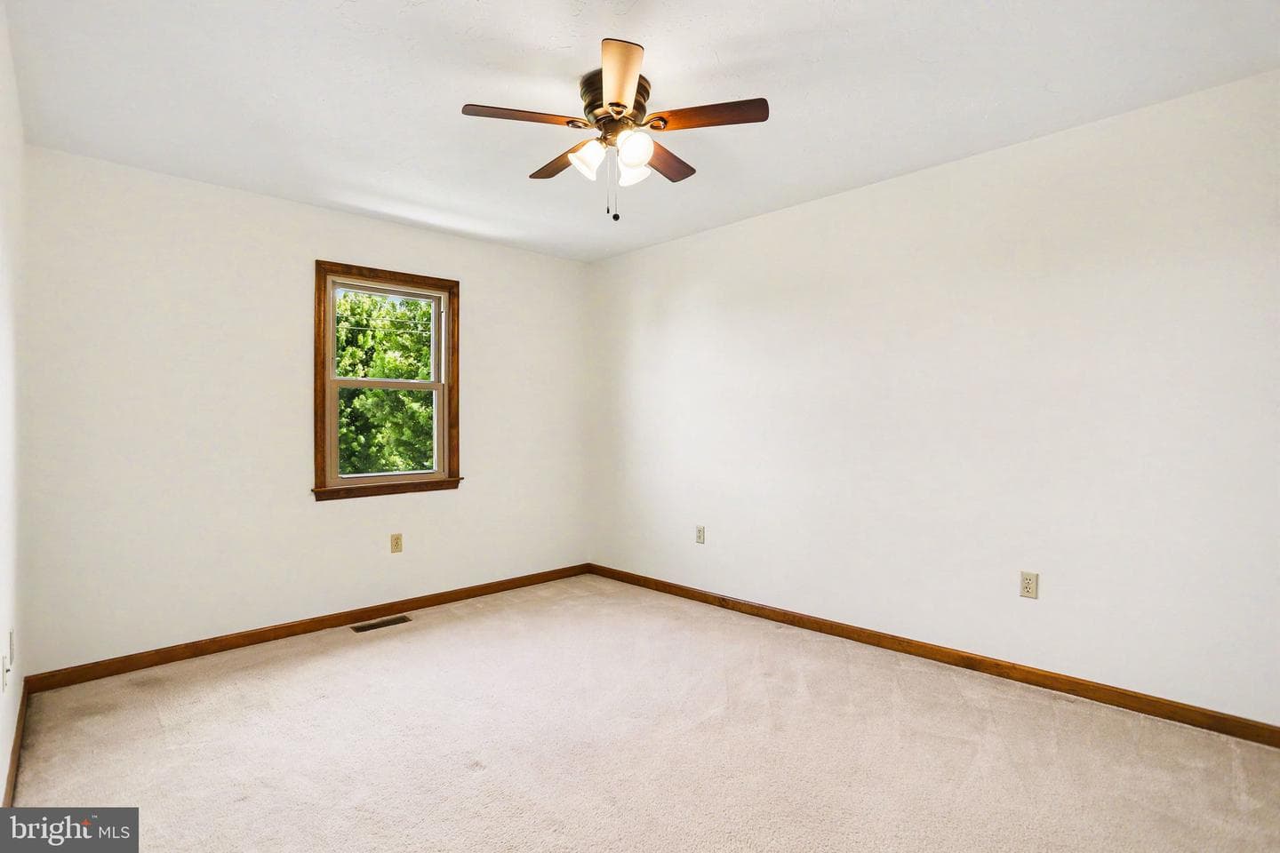 98 Comanche Trail photo 27