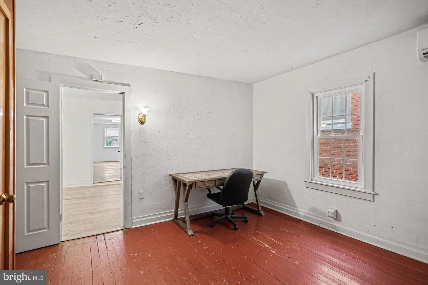 217 Baltimore Street photo 23