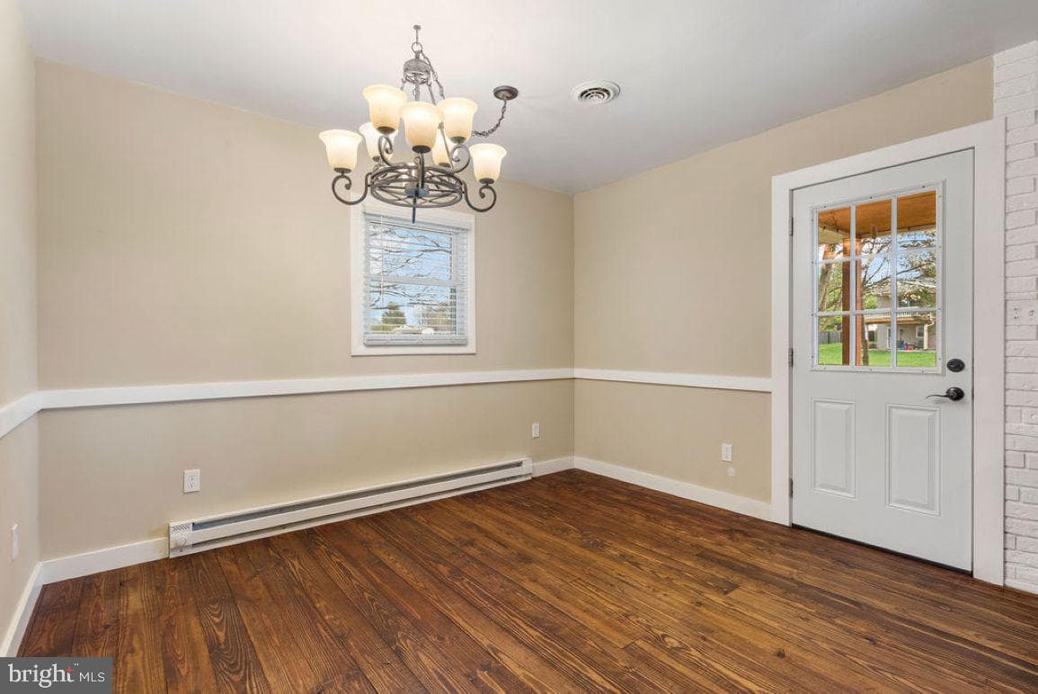 1014 Frederick Pike photo 10