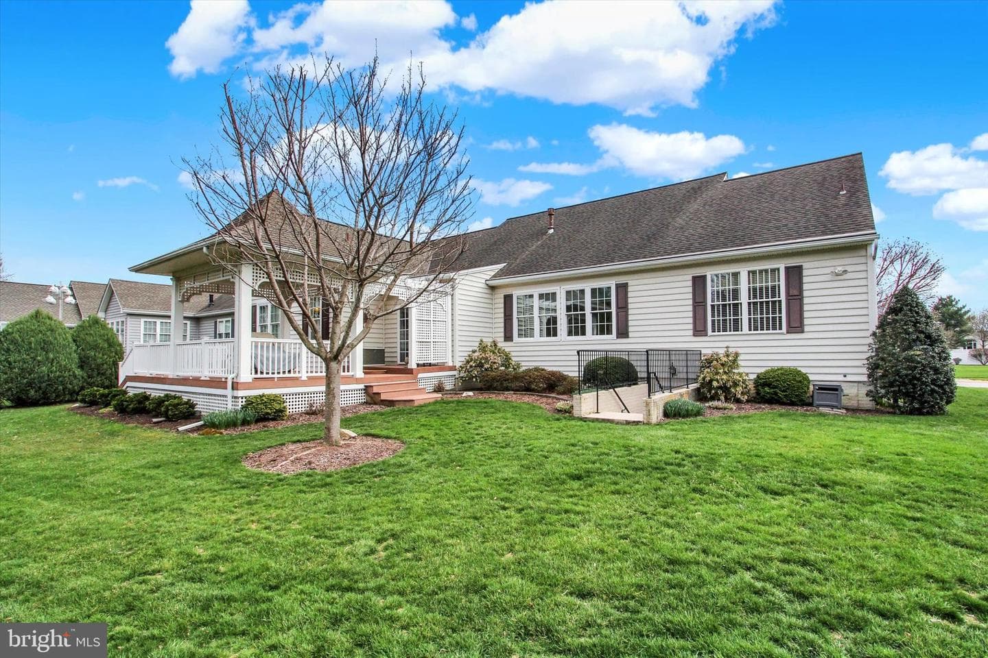 153 Stafford Drive photo 4