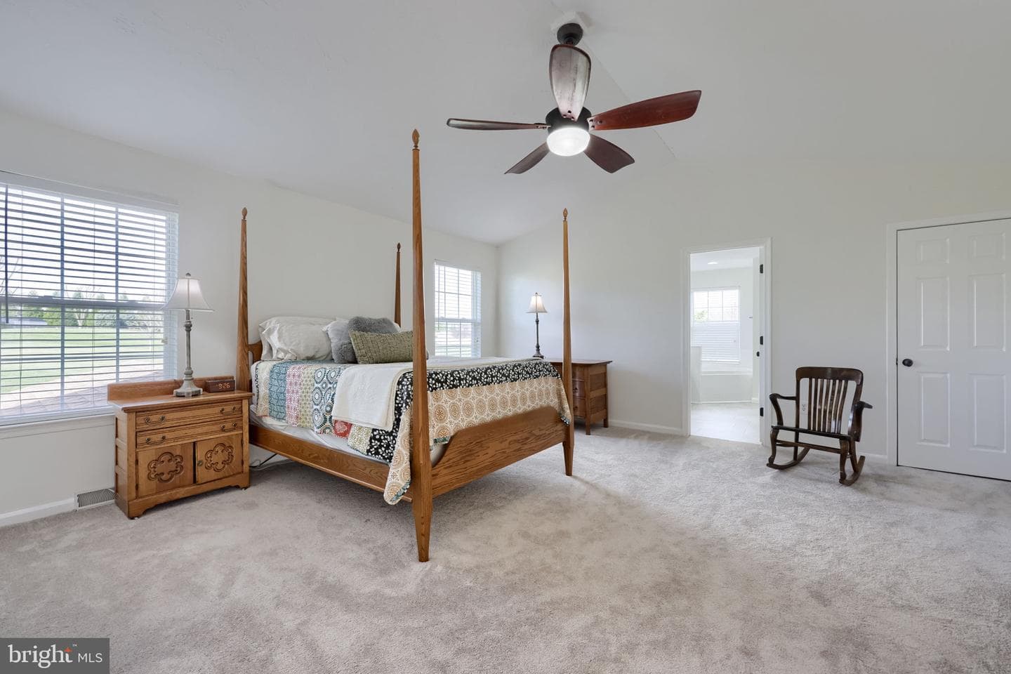 80 E Summit Drive photo 29