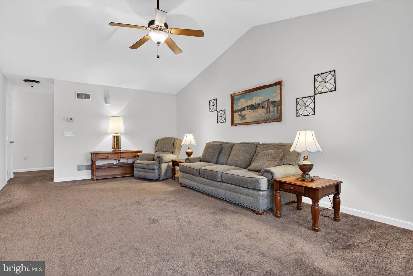 213 Maple Drive photo 4